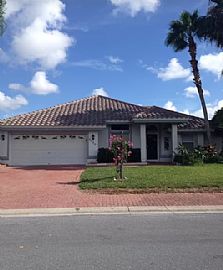 3620 71st Ter E, Sarasota, Fl 34243 in Sarasota, FL