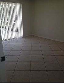 3620 71st Ter E, Sarasota, Fl 34243 in Sarasota, FL (Photo 7 of 11)