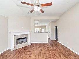 559 Old Mill Way, Prattville, Al 36067 in Prattville, AL (Photo 3 of 11)