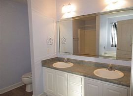 700 Buoy Dr, Pensacola, Fl 32507 in Pensacola, FL (Photo 9 of 12)