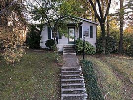 1044 Lakeview Cres, Birmingham, Al 35205 in Birmingham, AL