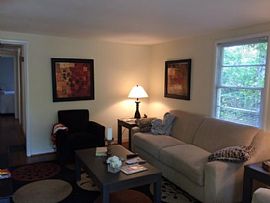 1044 Lakeview Cres, Birmingham, Al 35205 in Birmingham, AL (Photo 2 of 7)