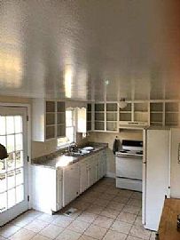 1044 Lakeview Cres, Birmingham, Al 35205 in Birmingham, AL (Photo 3 of 7)