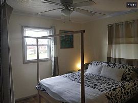 Beautiful 3 Bedroom in Morgantown, WV (Photo 8 of 10)