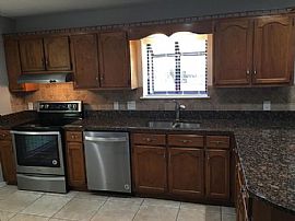 413 W 22nd Ave, Gulf Shores, Al 36542 in Gulf Shores, AL (Photo 7 of 12)