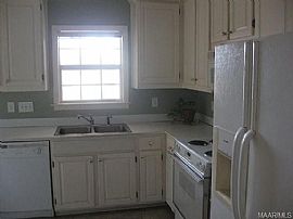 3748 Roswell Pl, Montgomery, Al 36116 in Montgomery, AL (Photo 4 of 12)