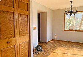 10107 69th St, Kenosha, Wi 53142 in Kenosha, WI (Photo 4 of 7)