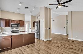 18848 N 73rd Dr, Glendale, Az 85308 in Glendale, AZ (Photo 3 of 9)