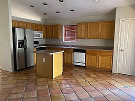 8086 N Kearny Dr, Tucson, Az 85743 in Tucson, AZ (Photo 2 of 9)