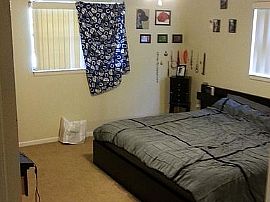 136 N Line Dr, Apopka, Fl 32703 in Apopka, FL (Photo 2 of 8)