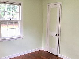 66 Ardmore Rd, Manchester, Ct 06040 in Manchester, CT (Photo 8 of 12)