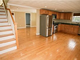 15 Grafton St, Newport, Ri 02840 in Newport, RI (Photo 2 of 10)