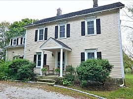 140 Greene Ln, Middletown, Ri 02842 in Middletown, RI