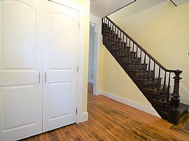 140 Greene Ln, Middletown, Ri 02842 in Middletown, RI (Photo 8 of 12)