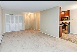 Charlton Estates, Apt 303, 1492 Charlton St, West Saint Paul, M in West Saint Paul, MN (Photo 4 of 11)