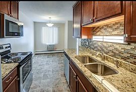 Charlton Estates, Apt 303, 1492 Charlton St, West Saint Paul, M in West Saint Paul, MN (Photo 9 of 11)