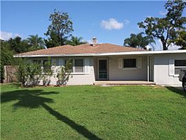 2231 C Ave Nw, Winter Haven, Fl 33880 in Winter Haven, FL