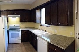 Fully Renovated 3 Bedroom, 1 Bath Duplex  in Olathe, KS (Photo 4 of 8)