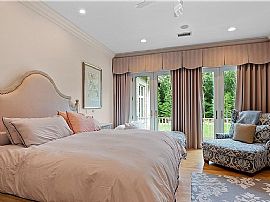 524 Tillinghast Rd, east Greenwich, Ri 02818 in East Greenwich, RI (Photo 8 of 12)