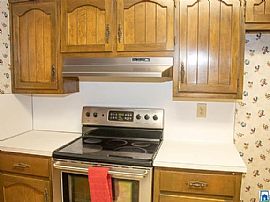 3540 Al Seier Cir, Hoover, Al 35226 in Hoover, AL (Photo 8 of 12)