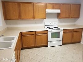 730 N 112th Dr Avondale, Az 85323 in Avondale, AZ (Photo 4 of 12)