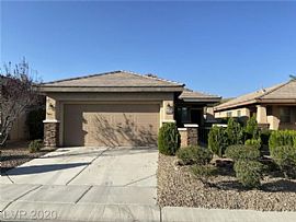 6138 Saddle Horse Ave, Las Vegas, Nv 89122 in Las Vegas, NV