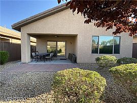 6138 Saddle Horse Ave, Las Vegas, Nv 89122 in Las Vegas, NV (Photo 12 of 12)