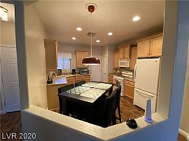 6138 Saddle Horse Ave, Las Vegas, Nv 89122 in Las Vegas, NV (Photo 6 of 12)
