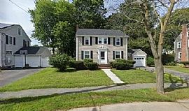 Charming 3 Bedroom Home  	 in Quincy, MA (Photo 5 of 5)