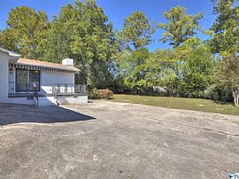 1013 Drake Ave Se, Huntsville, Al 35802 in Huntsville, AL (Photo 9 of 12)