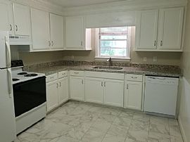 725 Catawba Rd, Charleston, Sc 29414 Rent $700 and Dep $700 in Charleston, SC (Photo 4 of 5)