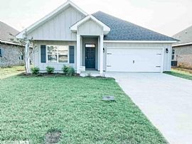 24254 Alydar Loop, Daphne, Al 36526 in Daphne, AL