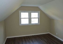 5609 Goldenrod Rd - 4bed - 1bath in Louisville, KY (Photo 5 of 6)