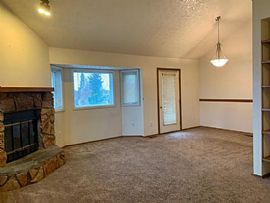 9206 Campbell Terrace Dr #b, Anchorage, Ak 99502 Townhouse in Anchorage, AK