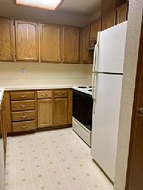 9206 Campbell Terrace Dr #b, Anchorage, Ak 99502 Townhouse in Anchorage, AK (Photo 3 of 6)
