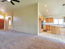 1461 E Charleston Ave, Phoenix, Az 85022 in Phoenix, AZ (Photo 3 of 8)