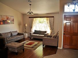 614 W Horseshoe Ave, Gilbert, Az 85233 in Gilbert, AZ (Photo 2 of 3)