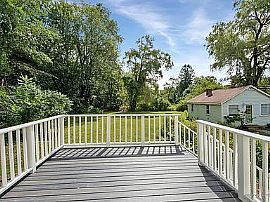 237 Middle Rd, Falmouth, Me in Falmouth, ME (Photo 2 of 6)