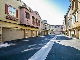 2401 E Rio Salado Pkwy Unit 1103, tempe, Az 85281 in Tempe, AZ (Photo 4 of 9)