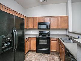 2401 E Rio Salado Pkwy Unit 1103, tempe, Az 85281 in Tempe, AZ (Photo 7 of 9)