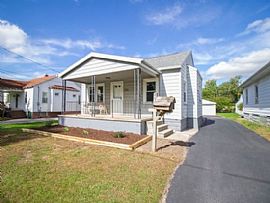 2628 Jutland St, Toledo, Oh 43613  Contact/me 2078081547   in Toledo, OH