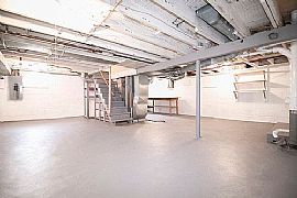 2628 Jutland St, Toledo, Oh 43613  Contact/me 2078081547   in Toledo, OH (Photo 10 of 12)