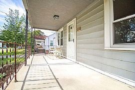 2628 Jutland St, Toledo, Oh 43613  Contact/me 2078081547   in Toledo, OH (Photo 2 of 12)