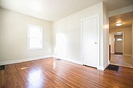 2628 Jutland St, Toledo, Oh 43613  Contact/me 2078081547   in Toledo, OH (Photo 4 of 12)