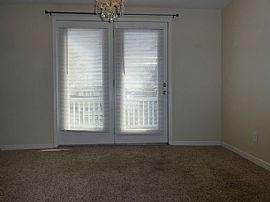 2410 3rd St, Trenton, Mi 48183   Contact/me 2078081547   in Trenton, MI (Photo 5 of 8)