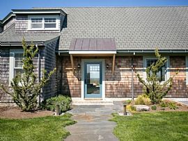 310 Indian Ave, Middletown, Ri 02842 in Middletown, RI (Photo 2 of 6)