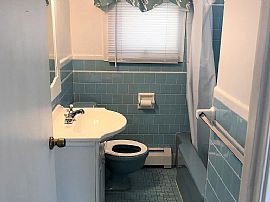 94 Delway Rd, East Providence, Ri 02914 in East Providence, RI (Photo 6 of 6)