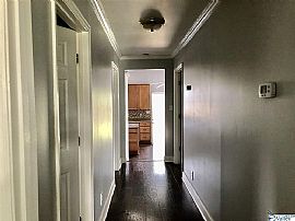 813 Oshaughnessy Ave Ne, Huntsville, Al 35801 in Huntsville, AL (Photo 3 of 8)