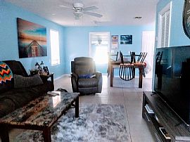 4215 57th Ave N, Saint Petersburg, Fl 33714 in Saint Petersburg, FL (Photo 3 of 9)