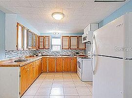 4215 57th Ave N, Saint Petersburg, Fl 33714 in Saint Petersburg, FL (Photo 9 of 9)